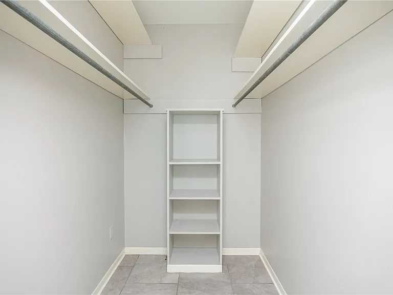 207 Blanco Dr — Photo 29