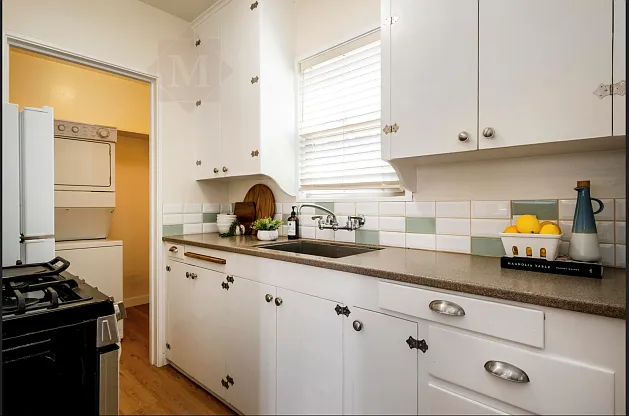 605 W Canon Perdido St #611 — Photo 13