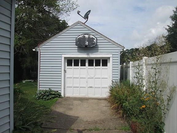 2nd image of 228 N Main St