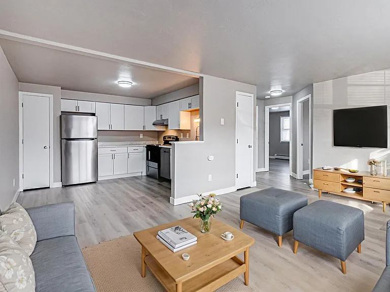 Meadow View East — Photo 83