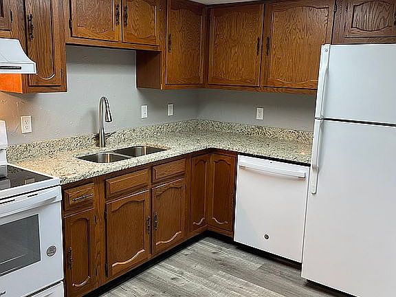 5th image of 312 Olympia Dr