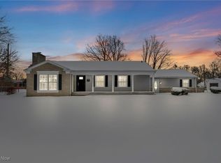 823 Washington Ave, Elyria, OH 44035
