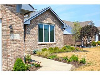 3rd image of 470 Leah Way
