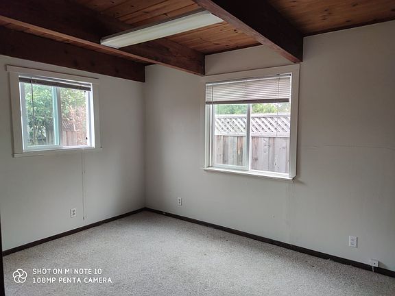 4th image of 434 Western Dr