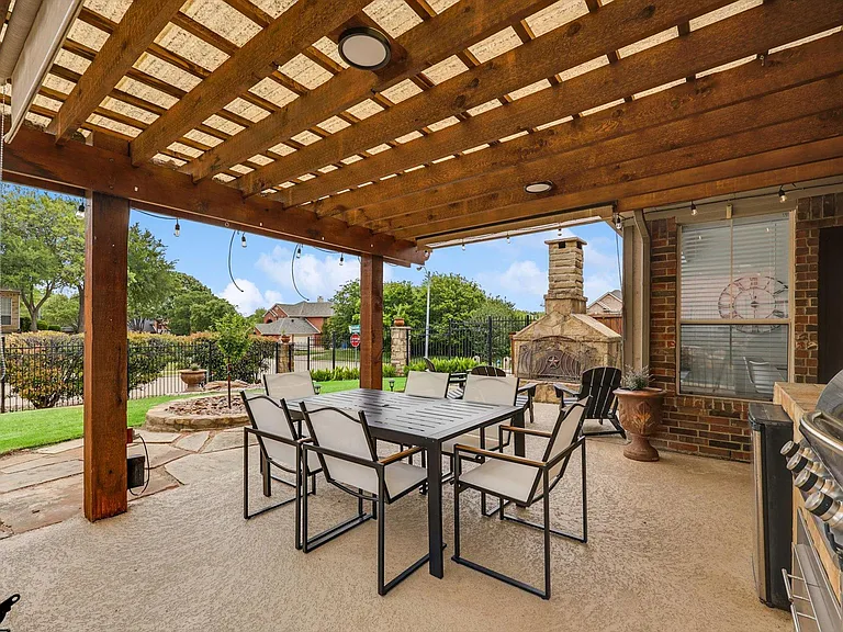 4205 Vista Creek Dr — Photo 45