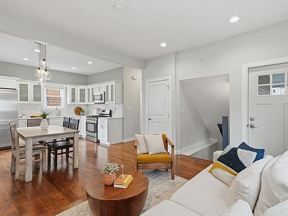 5th image of 29 Knowlton St #1