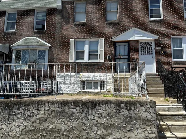 4624 Shelbourne St, Philadelphia, PA 19124