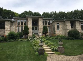 26583 N Fairfield Rd, Wauconda, IL 60084