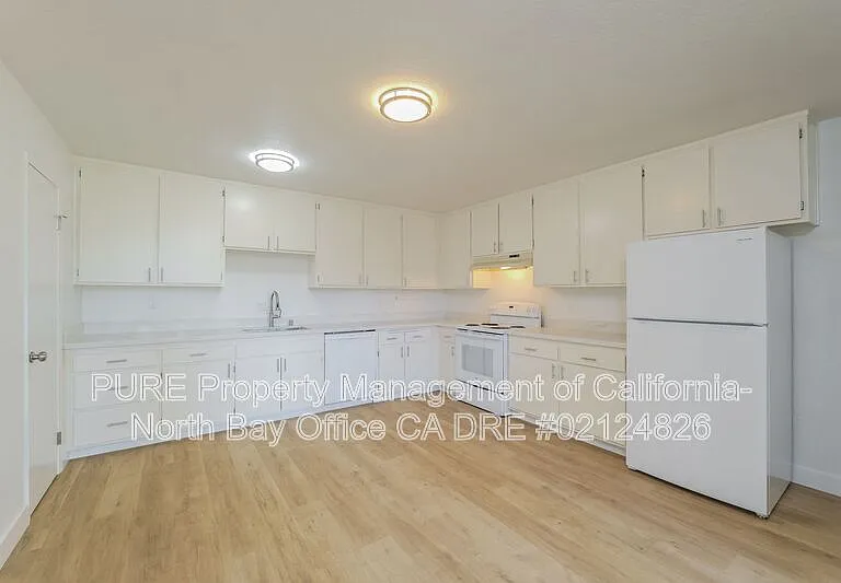9631 Old Redwood Hwy — Photo 6