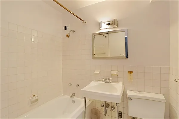 Sold by Citi Habitats | media 4