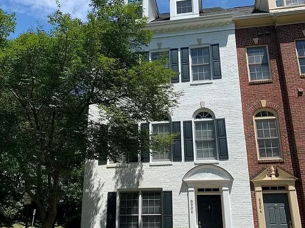 8906 Ashgrove House Ln, Vienna, VA 22182