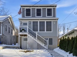 408 Main St, Hope Twp., NJ 07825