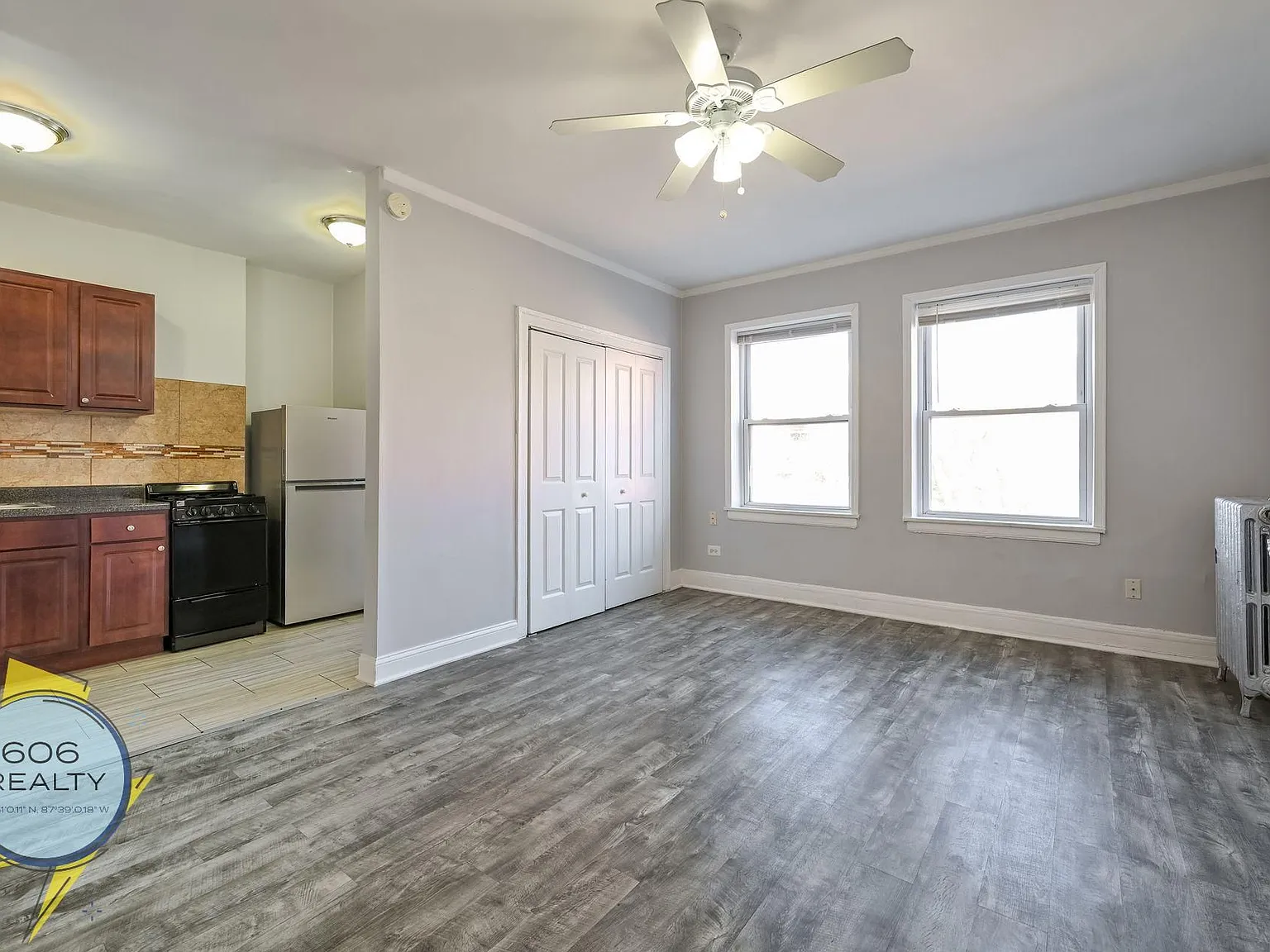 SASH Station Apartments — Photo 3