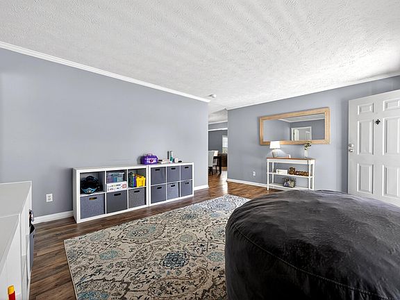 5th image of 813 Motley Rd