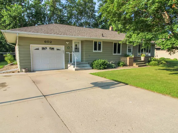 602 Main St W, Melrose, MN 56352
