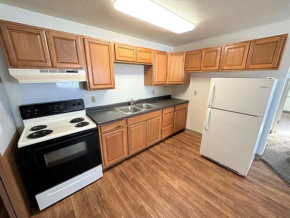 3rd image of 315 S Marshall St APT 12