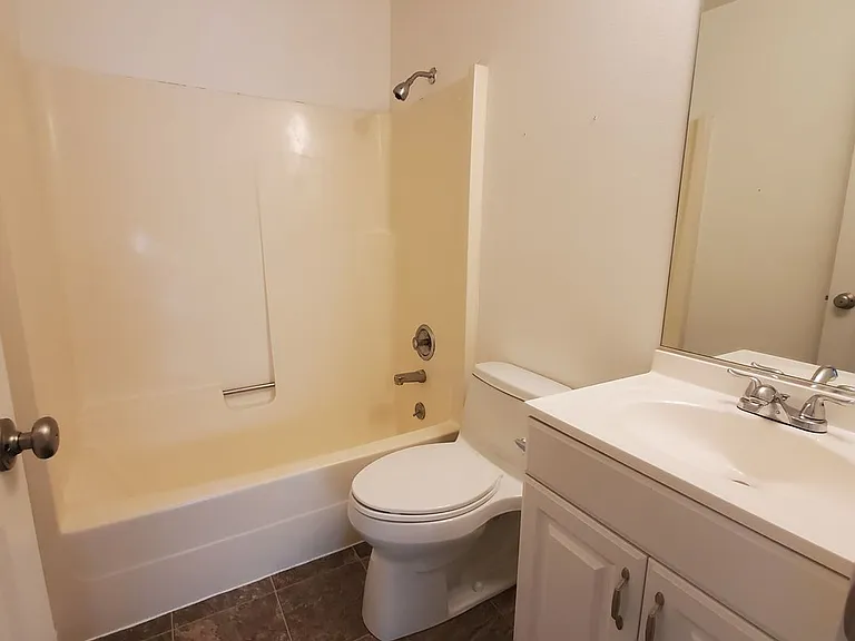 10112 SW Crystal St — Photo 15