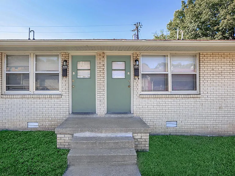 601 Crutcher St — Photo 24