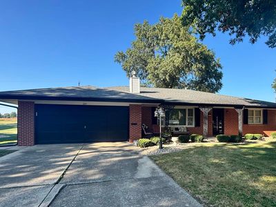 227 Circle Dr, Galesburg, IL, 61401