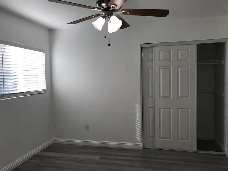 865 Denise Ave — Photo 10