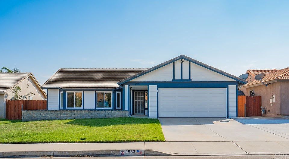 1st image of 2533 W Loma Vista Dr