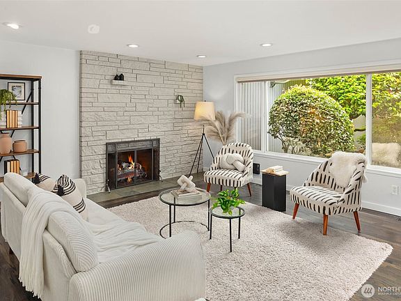 5th image of 4648 89th Avenue SE