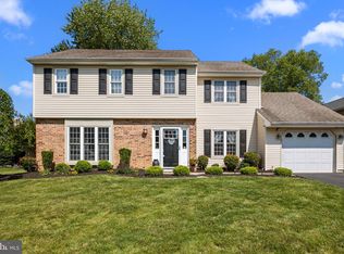 3 Adrian Pl, Newtown, PA 18940