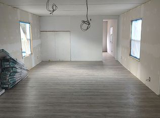 37A Skyview Ln, Edgewood, NM 87015