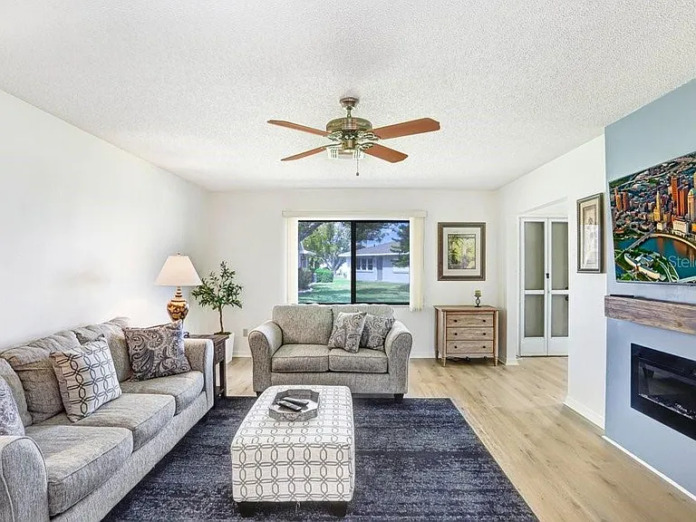 1409 Ingram Dr — Photo 5