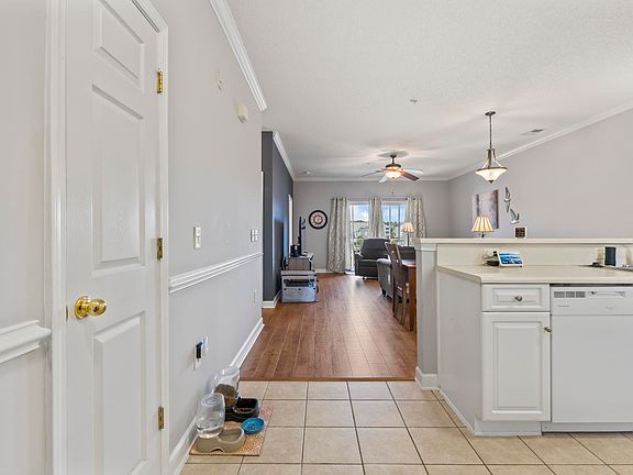 3rd image of 304 Kiskadee Loop #3G