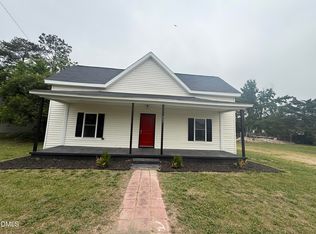 407 N King Ave, Dunn, NC 28334