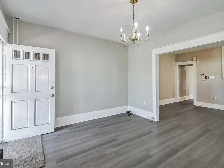 24 New Trent St — Photo 13