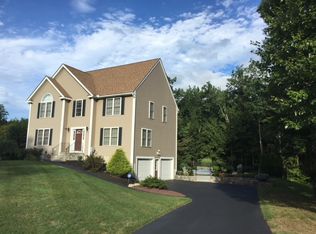 7 Quail Dr, Raymond, NH 03077