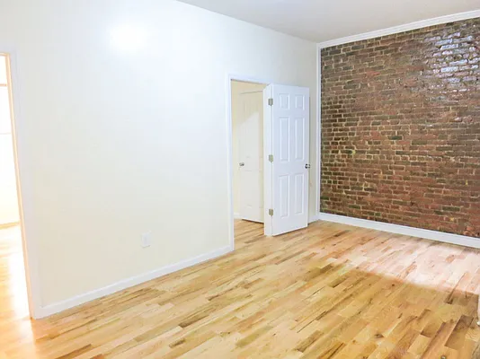 Rented by Bohemia Realty Group | media 7