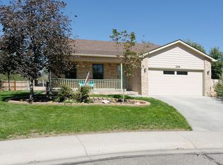 206 Valley Ct, Windsor, CO 80550