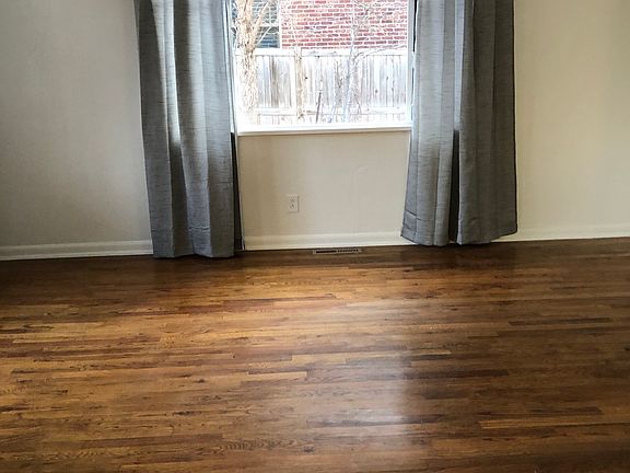 4th image of 1545 S Pennsylvania St #1