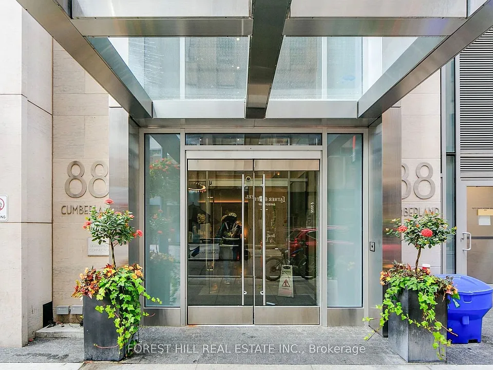 88 Cumberland St #1802