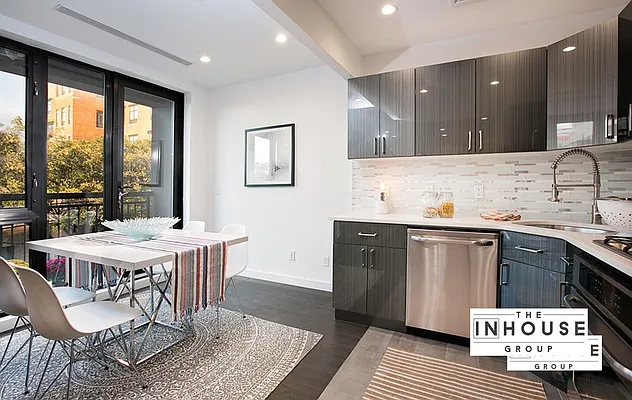 Sold by The In House Group | media 7