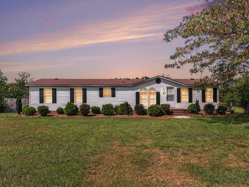 1st image of 185 Hollies Pines Rd