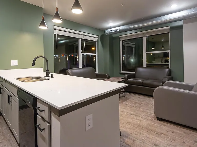 The Bentley Apartments — Photo 136