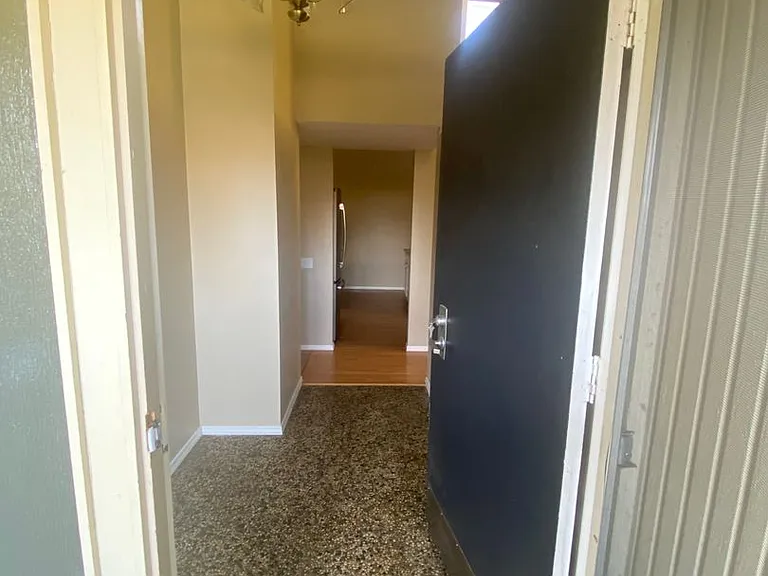 4937 Clear Cir — Photo 14