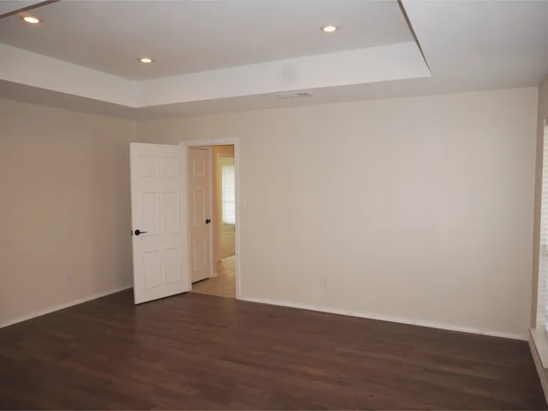 2721 Timberleaf Dr — Photo 12