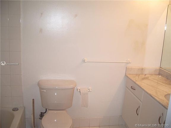 5th image of 1200 Brickell Bay Dr APT 2316