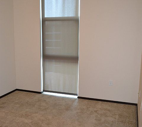 3rd image of 10 N Livingston St #506