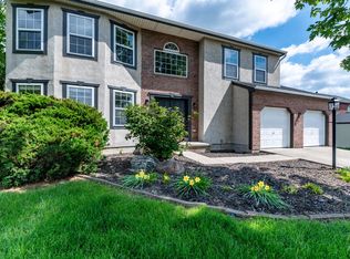 3903 Rivers Run Dr, Lewis Center, OH 43035