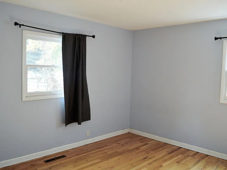 137 Yale Ave — Photo 11