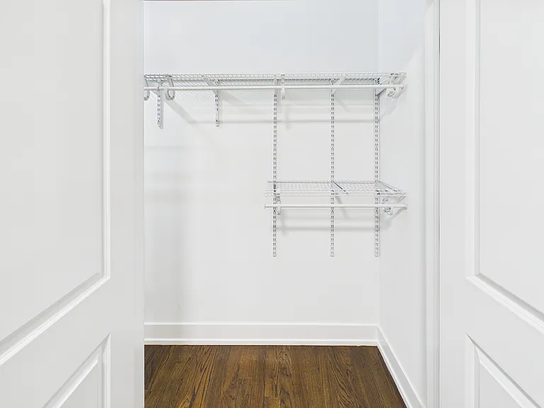 2350 S Leavitt St #1F — Photo 11