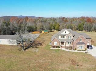 7062 Williams Rd, Christiana, TN 37037