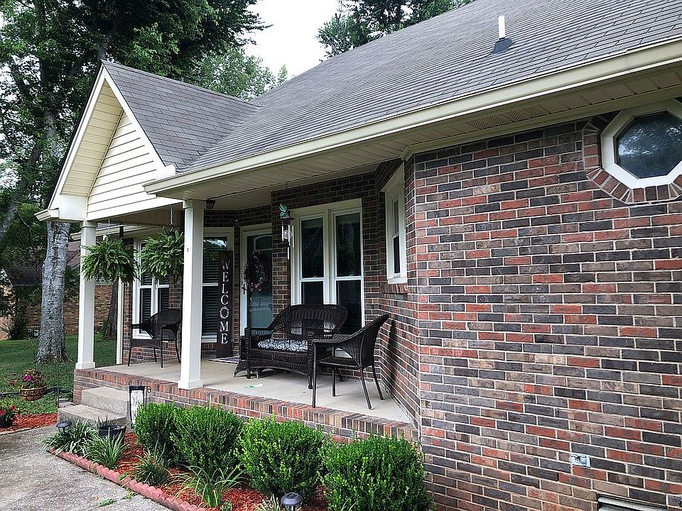 2nd image of 328 Lynnford Dr