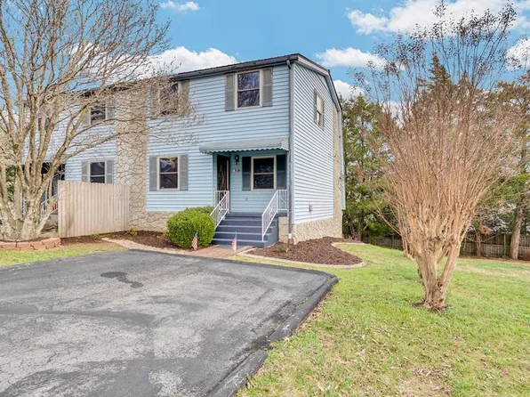 59 Eastgate Cir #B, Cookeville, TN 38506